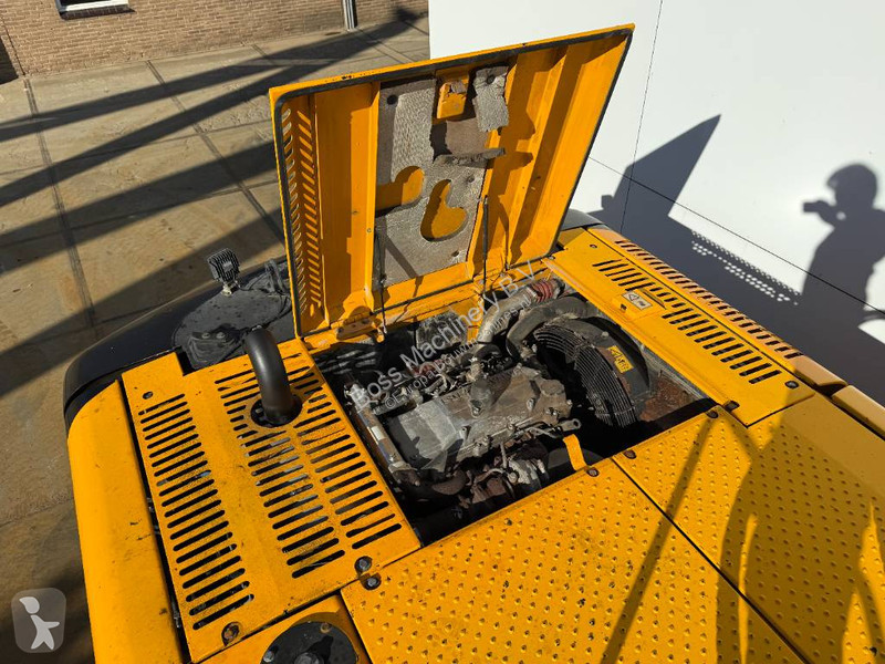 جرافة JCB - Hammer Lines / Heated Seat