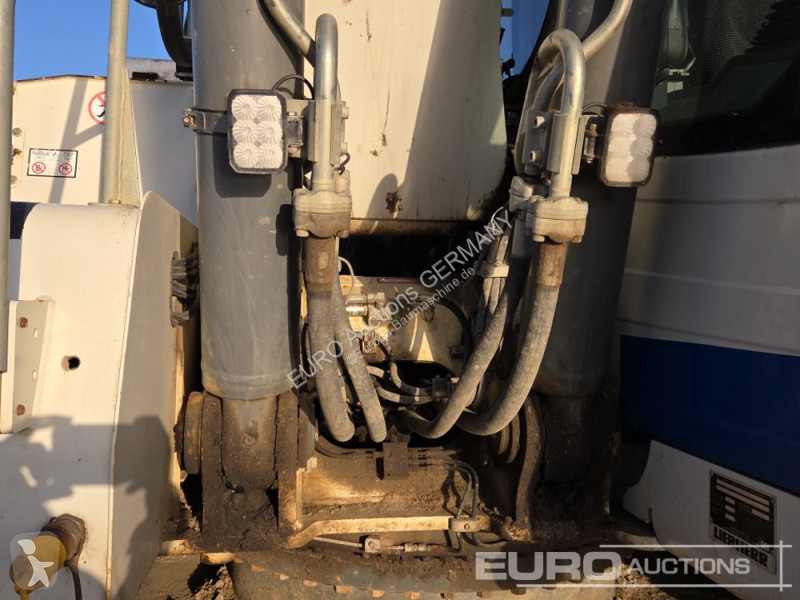 Graafmachine Liebherr R926 WLC