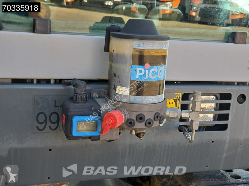 جرافة Wacker Neuson Powertilt