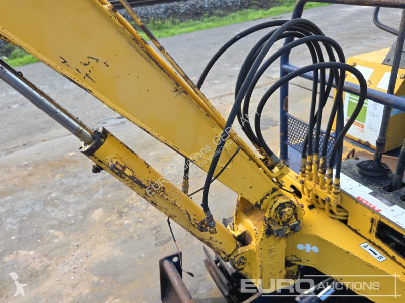 Багер Komatsu PC07-1
