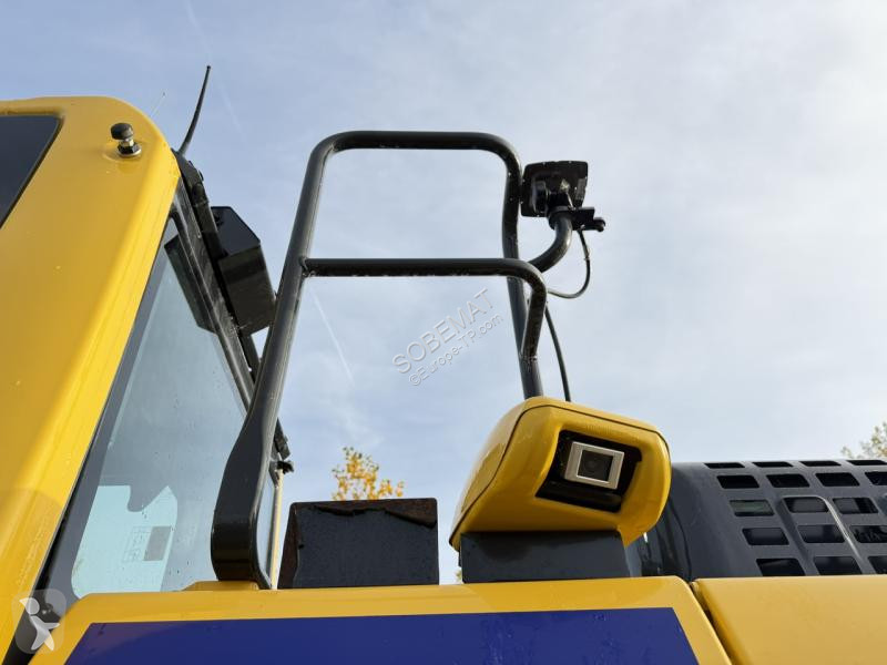 Escavadora Komatsu I-11E0