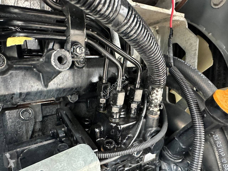 Escavadora Neuson 6003