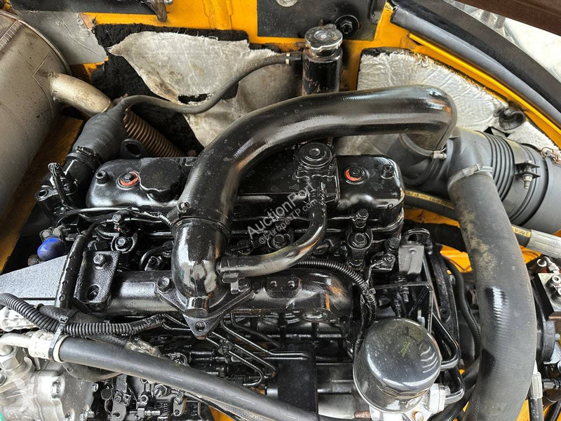 Escavadora JCB 8056