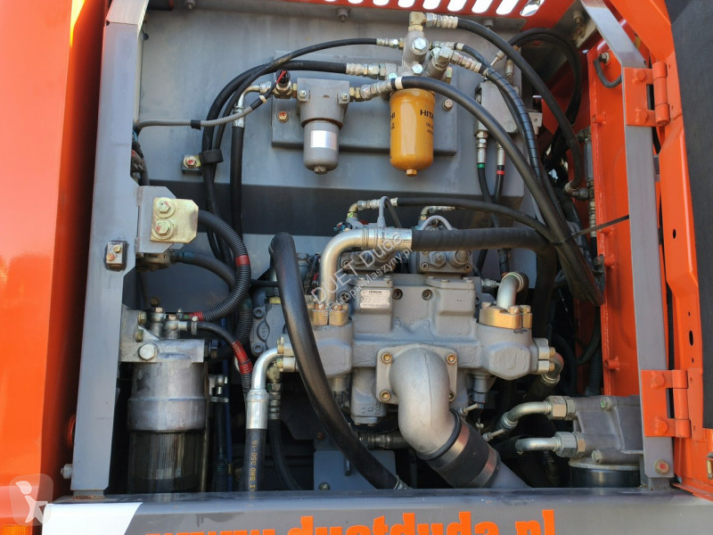 Escavatore Hitachi ZX140 Koparka Kołowa