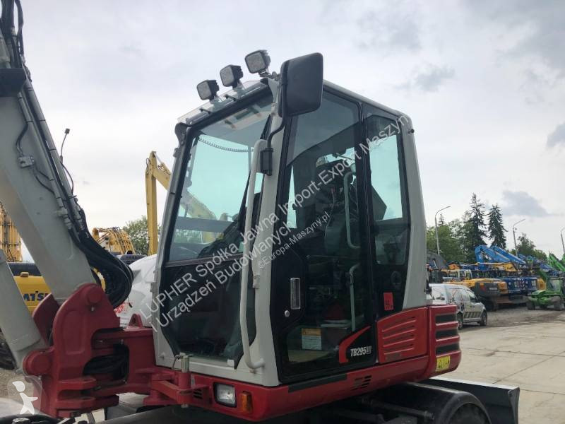 Escavadora Takeuchi TB295W