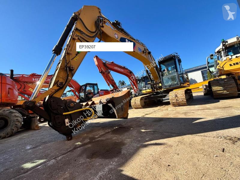 Excavator Caterpillar Z SYSTEMEM 3D LEICA