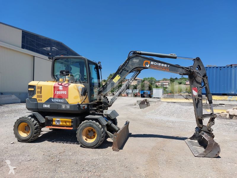 Rýpadlo Volvo EW60E with 5 buckets