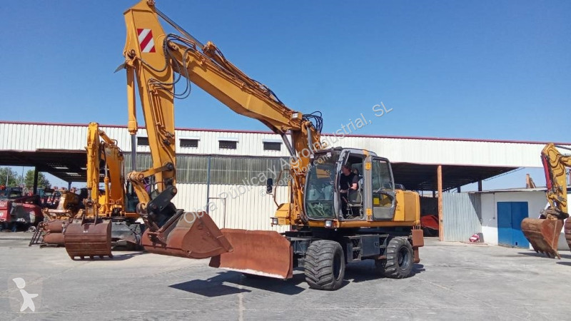 Excavadora Hitachi