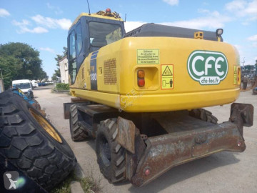 Экскаватор колёсный Komatsu