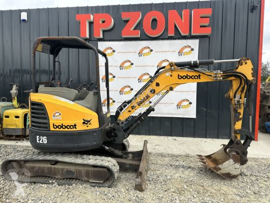 Lopatový nakládač Bobcat e26 à 18900 € ht