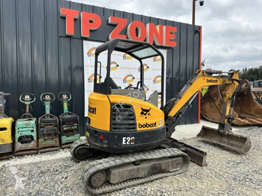 Escavadora Bobcat e26 à 18900 € ht