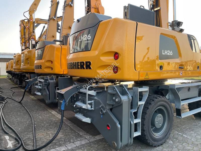 Escavadora Liebherr LH26EM