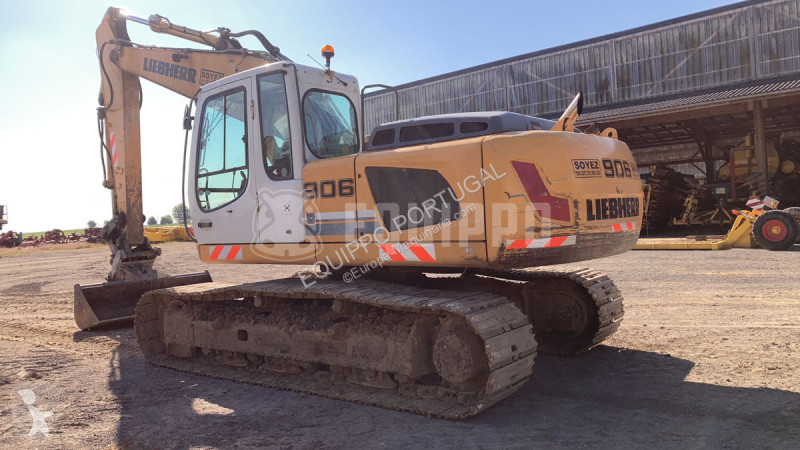 Escavadora Liebherr R906 LC Litronic with two...