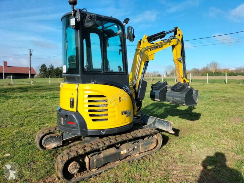 Escavatore Yanmar vio 26