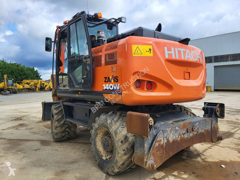 Escavatore Hitachi ZX140W-6