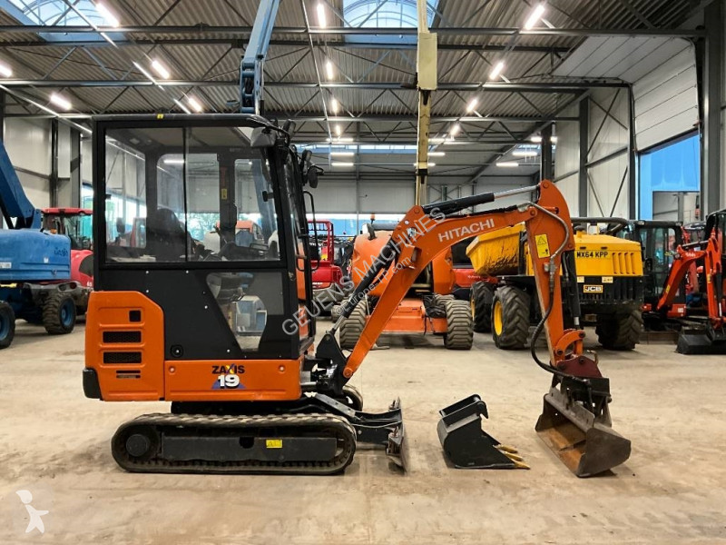 Excavator Hitachi ZX 19-6