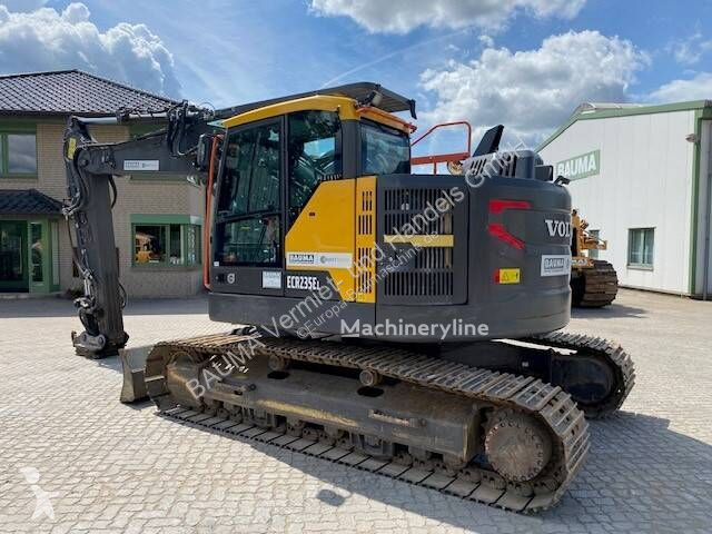 Escavatore Volvo ECR 235 E L MIETE / RENTAL...