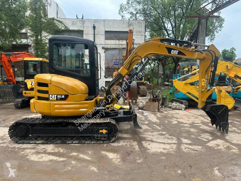 Escavadora Caterpillar 303