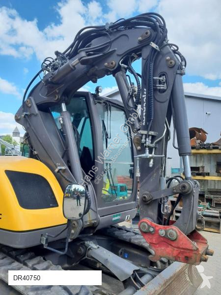 Escavadora Mecalac