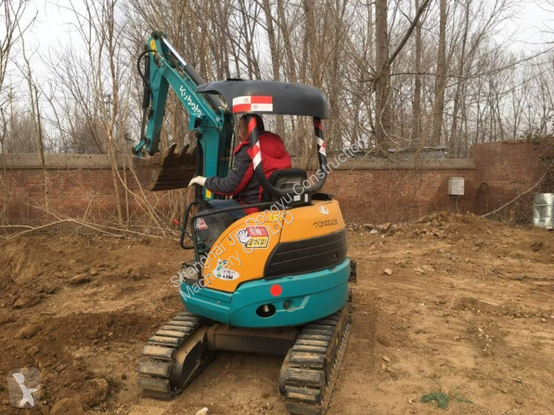 Excavadora Kubota U 20