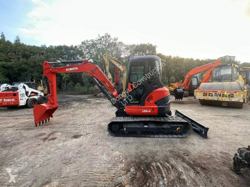 Excavadora Kubota 55-4