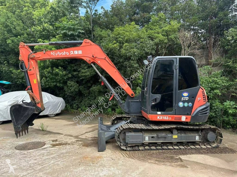 Escavadora Kubota KX 183