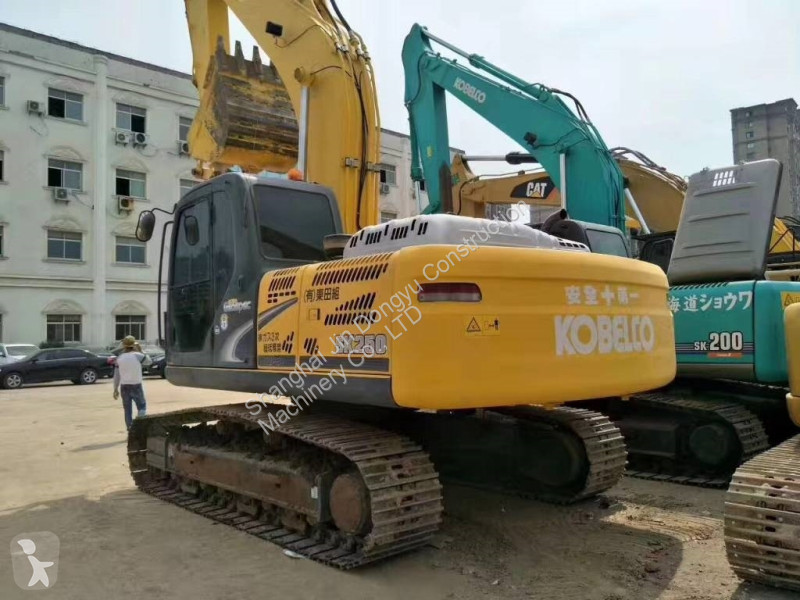 Escavadora Kobelco SK 250