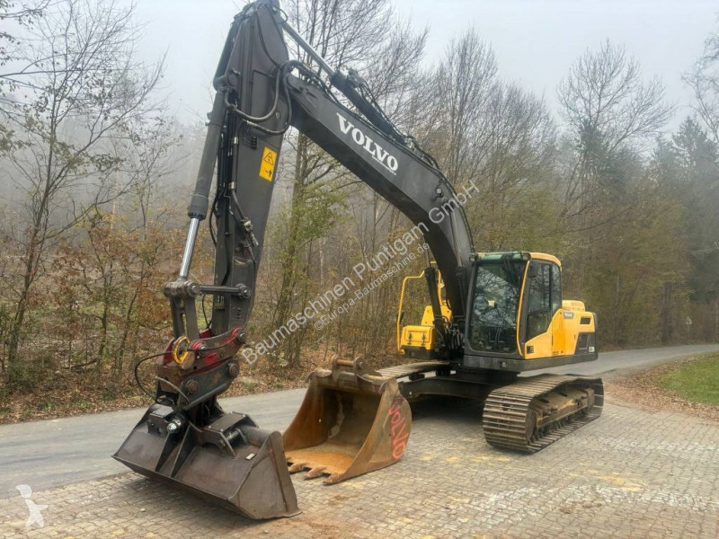 Lopatový nakládač Volvo DL