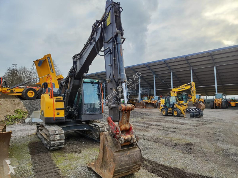 Escavadora Volvo ECR145EL