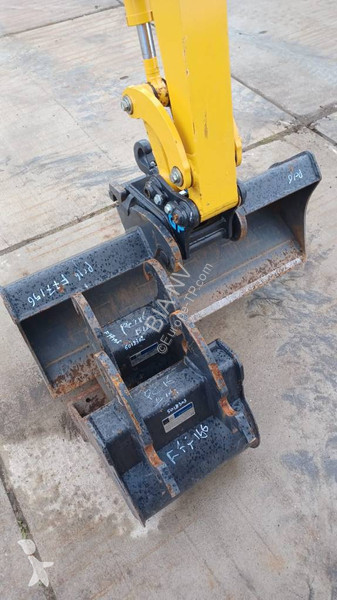 Excavator Komatsu PC16R-3HS