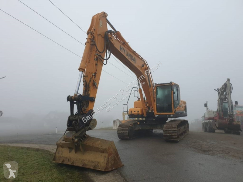 Lopatový nakládač Hyundai R 220 LC-9A