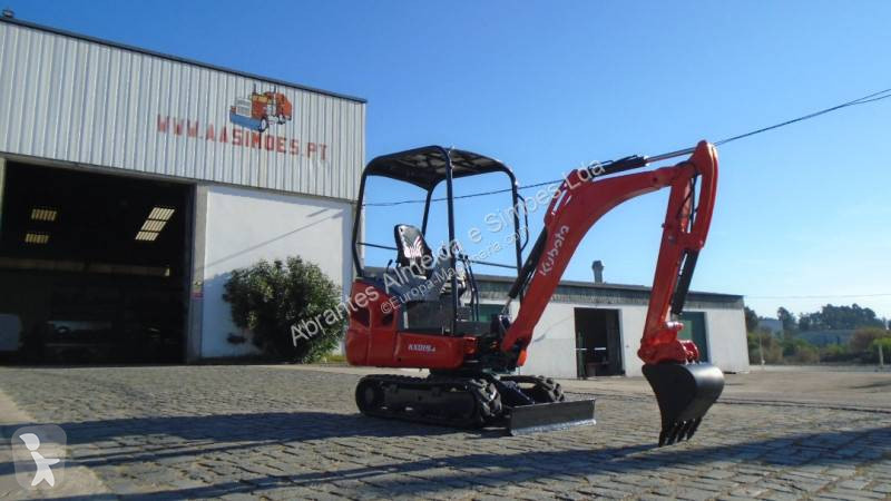 Escavadora Kubota