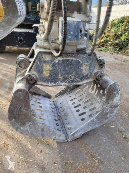 Escavatore Caterpillar MH3022