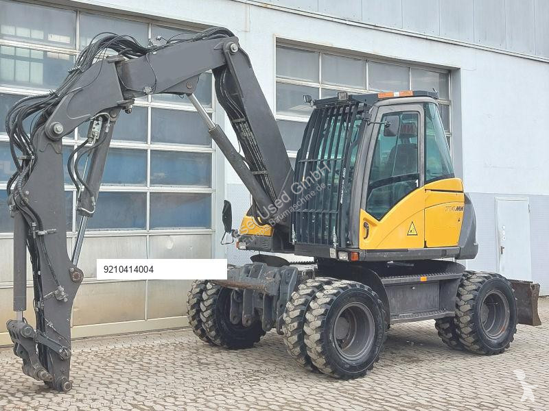 Excavator Mecalac