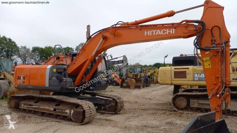 Escavadora Hitachi ZX210LC-3