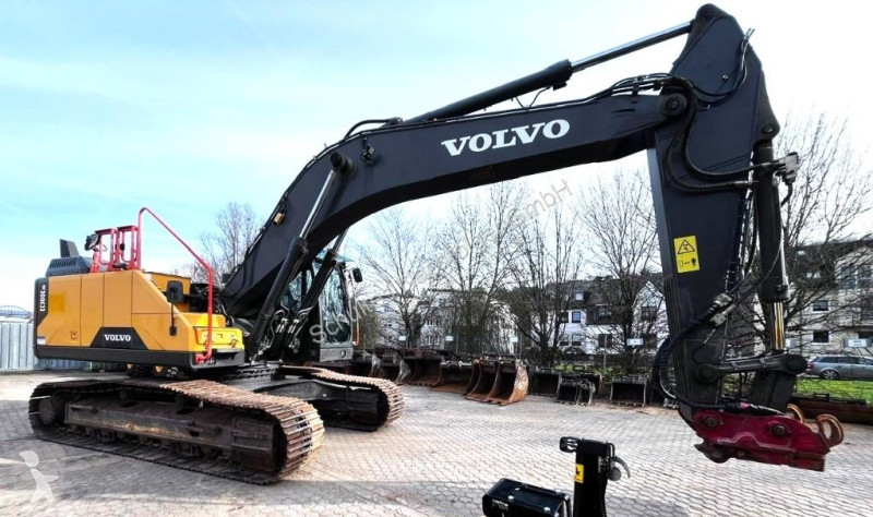 Excavadora Volvo 300 E