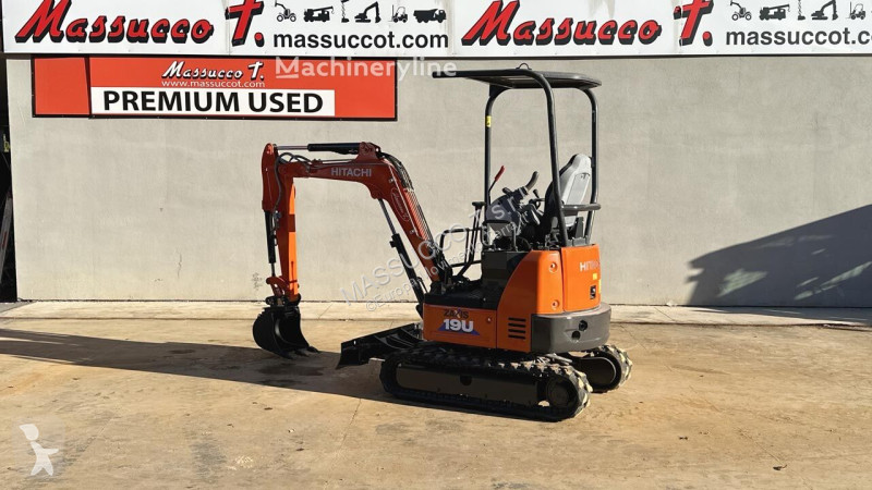 Escavatore Hitachi ZX19U 5A YLR