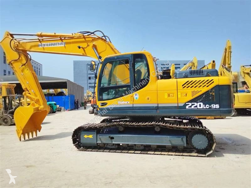 Excavator Hyundai R220LC-9S