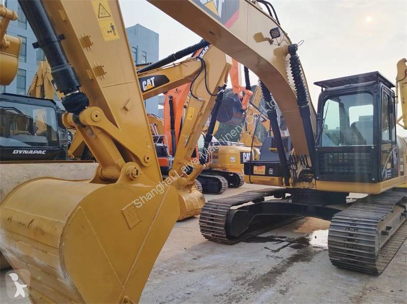 Escavadora Caterpillar 323D