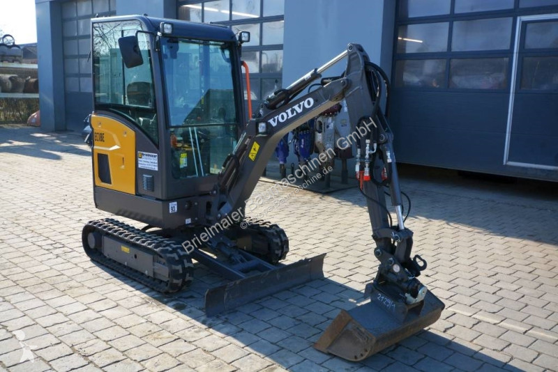 Escavadora Volvo EC 18 E