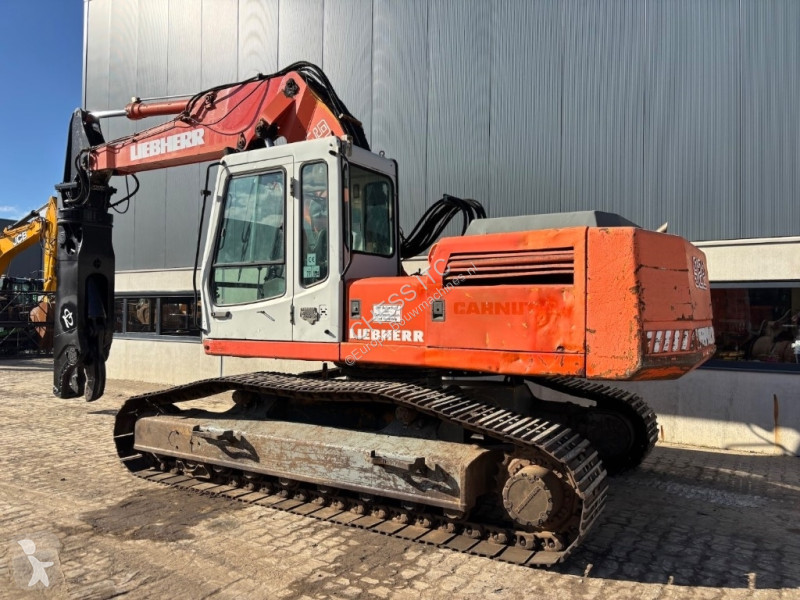 Excavator Liebherr R 922 HD S L with LaBounty...