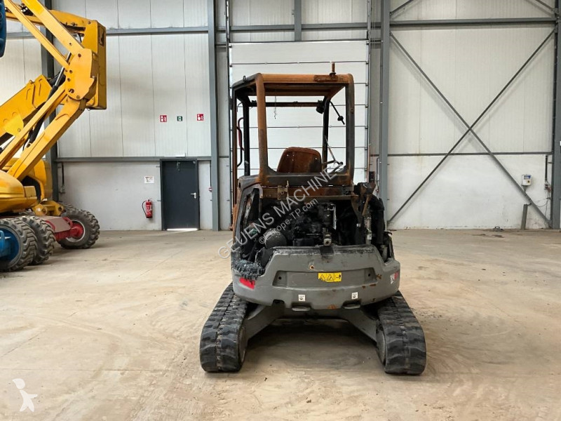 Escavadora Bobcat Z