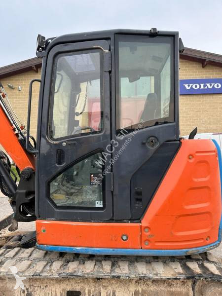 Escavatore Hitachi ZX65USB