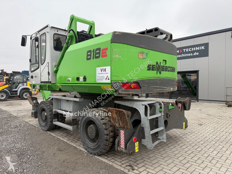 Excavator Sennebogen 818