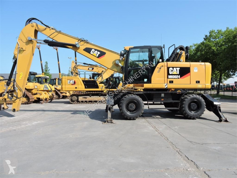 Escavatore Caterpillar MH3024