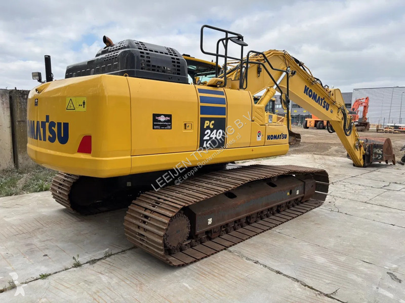 Escavadora Komatsu LC-11 tracked excavator,...