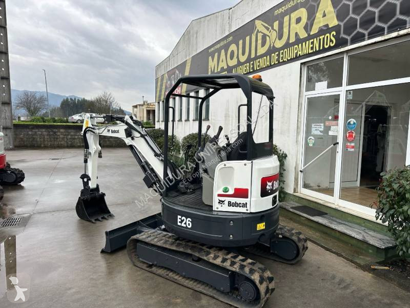 Escavadora Bobcat