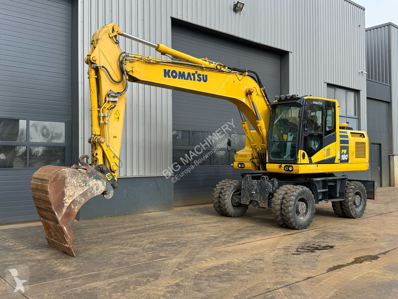 Graafmachine Komatsu -11