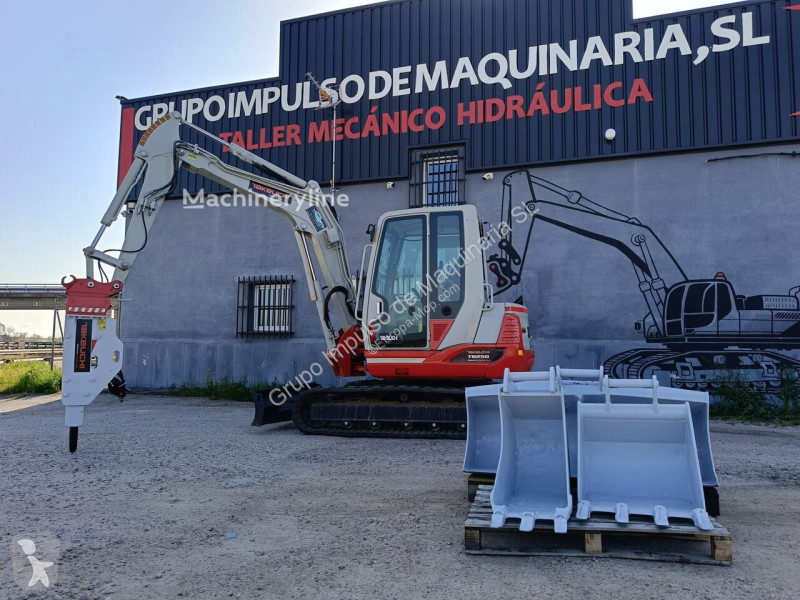 Escavadora Takeuchi