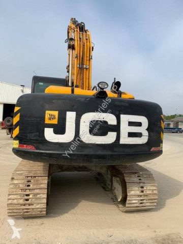 Pelle sur chenilles JCB